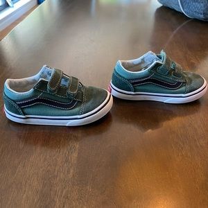 Size 8 Toddler Old Skool V shoes